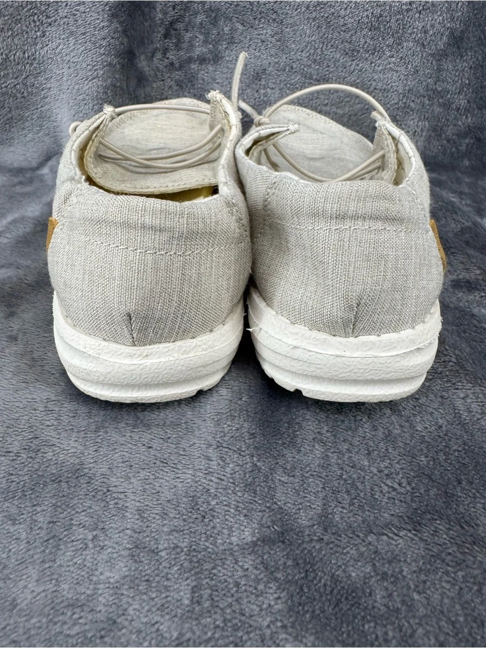 Girls Hey Dude Wendy Youth Linen Beige Slip On Loafer Shoe Size Y1
